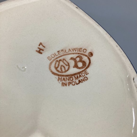 Bolesławiec Polish Pottery Heart Shaped Bowl 8.5x3 - Picture 7 of 7